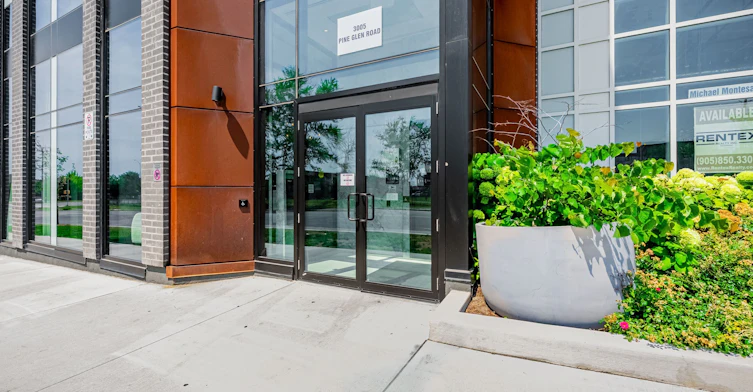 507-3005 Pine Glen Road, Oakville, ON, L6M 5P5 - 2