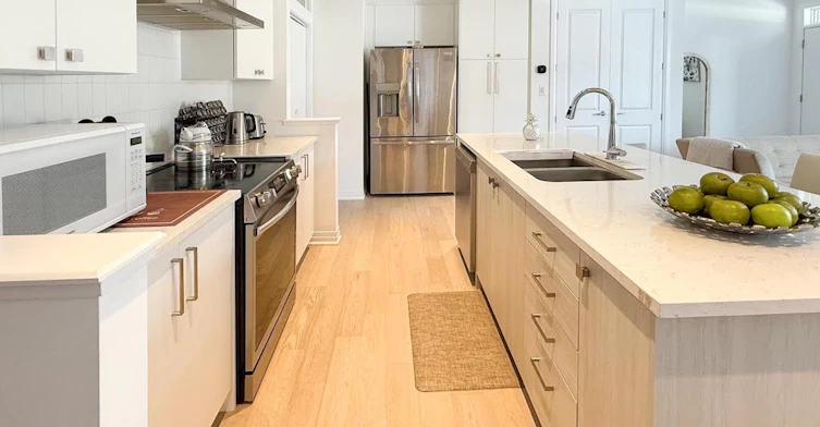 Bedroom A-3272 Sixth Line, Oakville, ON, L6M 5S9 - 9