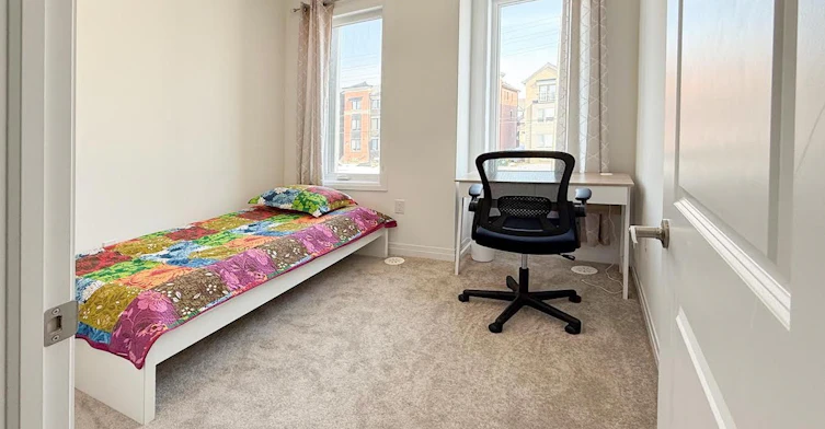 Bedroom A-3272 Sixth Line, Oakville, ON, L6M 5S9 - 10
