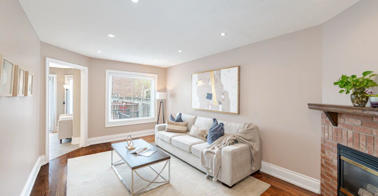5583 Loonlake Avenue, Mississauga, ON, L5V 2E4 - 11