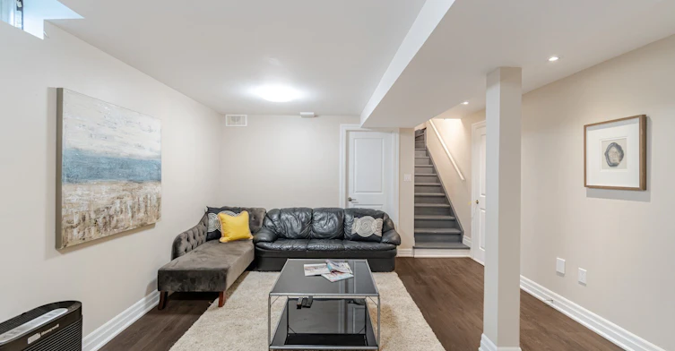5583 Loonlake Avenue, Mississauga, ON, L5V 2E4 - 20
