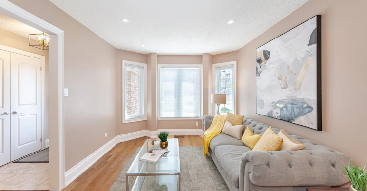 5583 Loonlake Avenue, Mississauga, ON, L5V 2E4 - 5