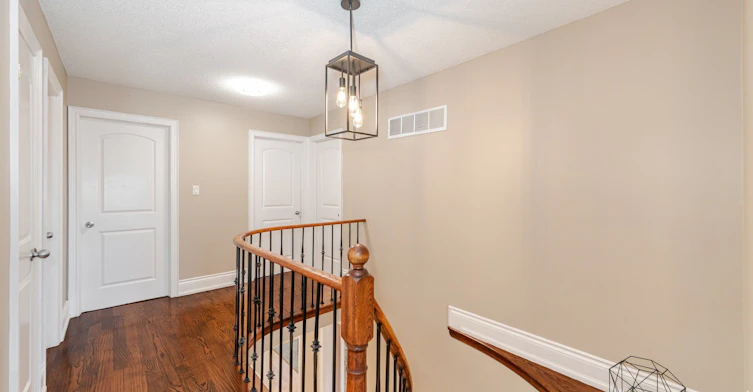 5583 Loonlake Avenue, Mississauga, ON, L5V 2E4 - 13