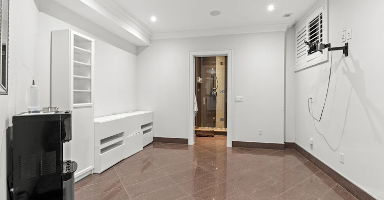 2014 Heartwood Court, Mississauga, ON, L5C 4P7 - 39