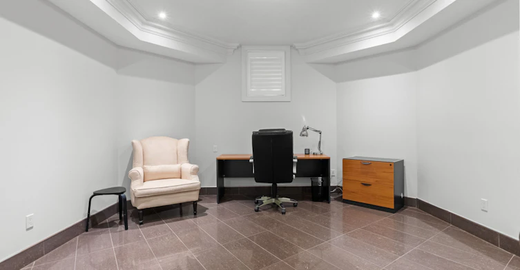 2014 Heartwood Court, Mississauga, ON, L5C 4P7 - 34