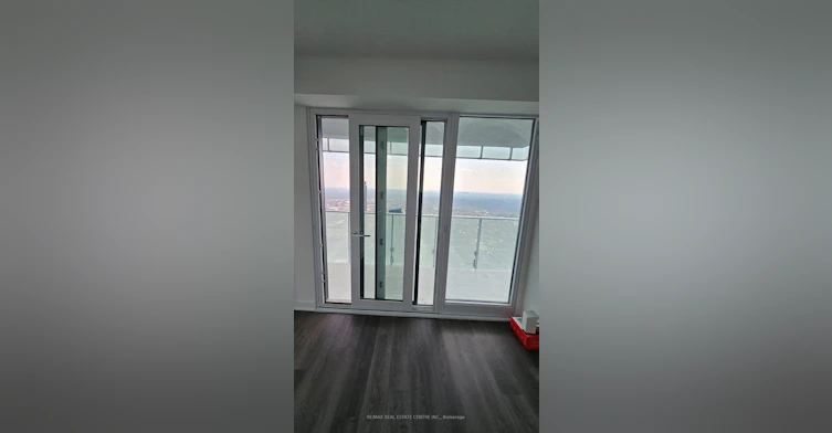 4709-3900 Confederation Parkway, Mississauga, ON, L5B 0M3 - 10