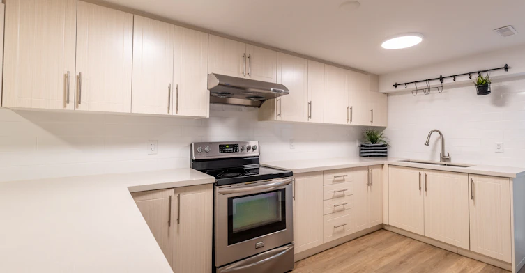 Lower-4043 Pavillion Court, Mississauga, ON, L5B 2V9 - 9