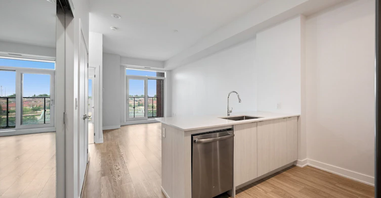 310-4130 Parkside Village Drive, Mississauga, ON, L5B 0L7 - 15