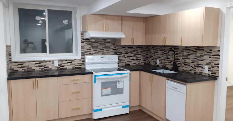 Bsmt-6607 Song Bird Crescent, Mississauga, ON, L5W 1C9 - 5