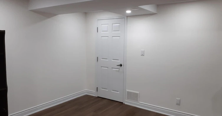 Bsmt-6607 Song Bird Crescent, Mississauga, ON, L5W 1C9 - 4