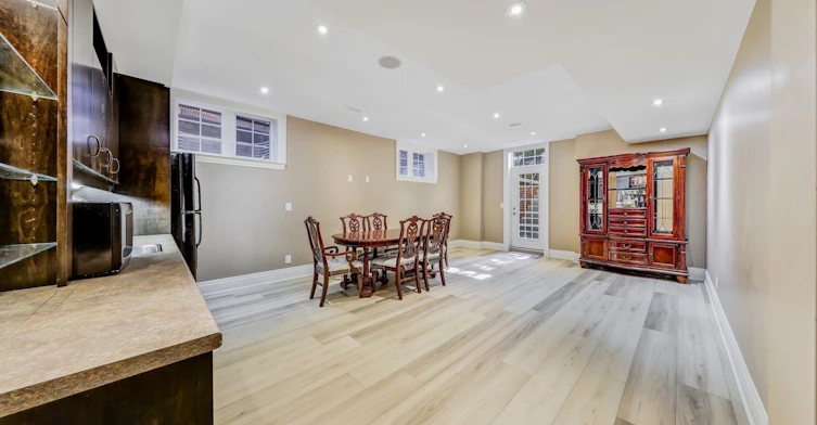3 Westrose Avenue, Toronto, ON, M8X 1Z9 - 23