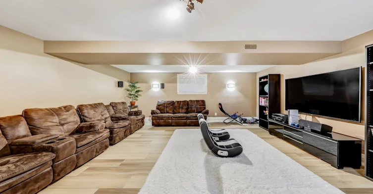 3 Westrose Avenue, Toronto, ON, M8X 1Z9 - 22