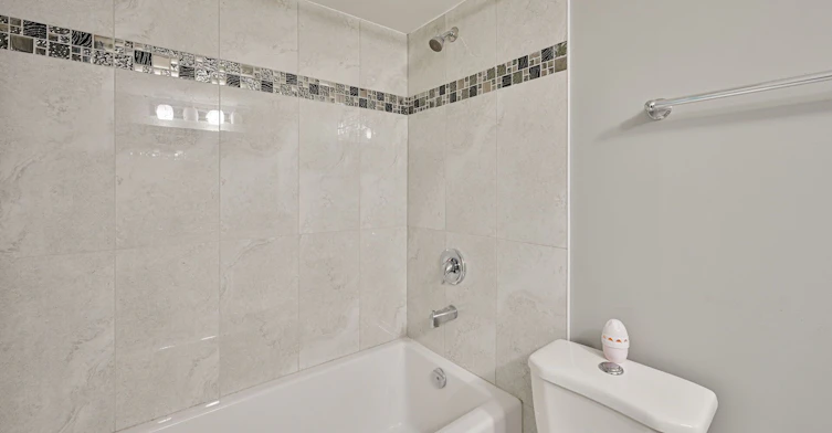 1404-3695 Kaneff Crescent, Mississauga, ON, L5A 4B6 - 17