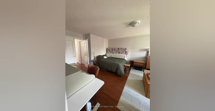 8 Callalily Road, Brampton, ON, L7A 0M1 - 11
