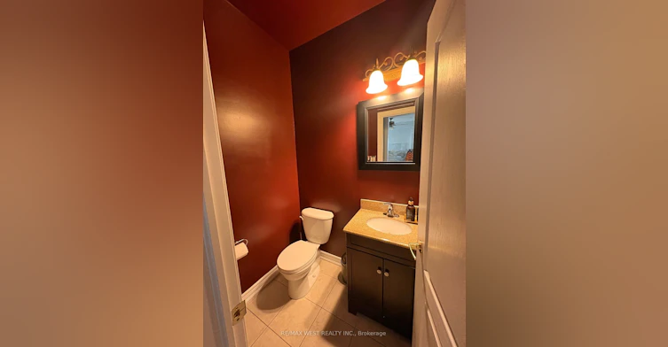 8 Callalily Road, Brampton, ON, L7A 0M1 - 5