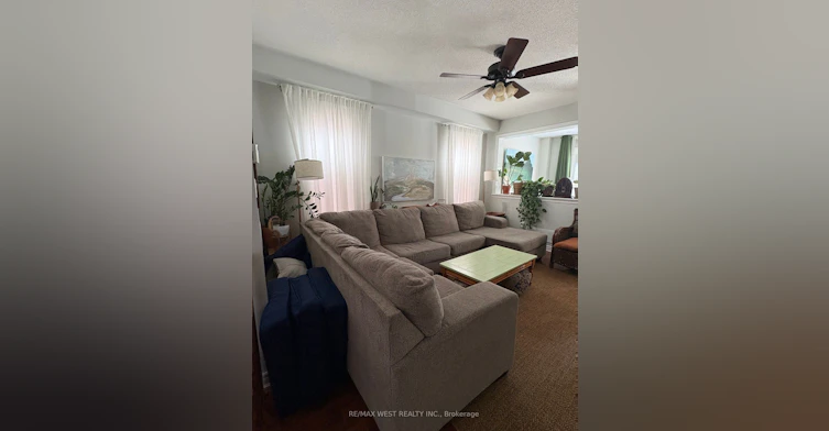 8 Callalily Road, Brampton, ON, L7A 0M1 - 3