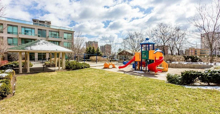 2309-3504 Hurontario Street, Mississauga, ON, L5B 1P2 - 29
