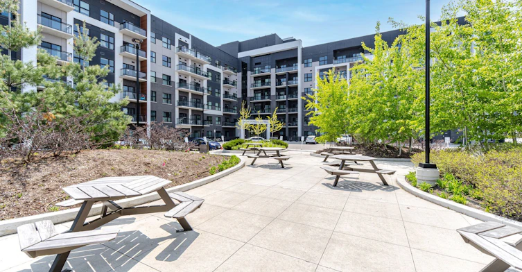 119-128 Grovewood Common, Oakville, ON, L6H 0X3 - 2