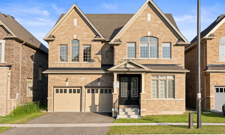 6 Jenwood Crescent