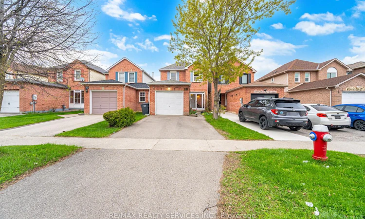 37 Solway Avenue