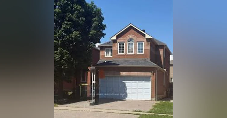 5243 Heatherleigh Avenue, Mississauga, ON, L5V 2A1