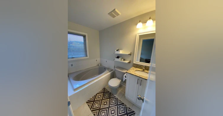 6987 Elliott Parliament Street, Mississauga, ON, L5W 1B7 - 8