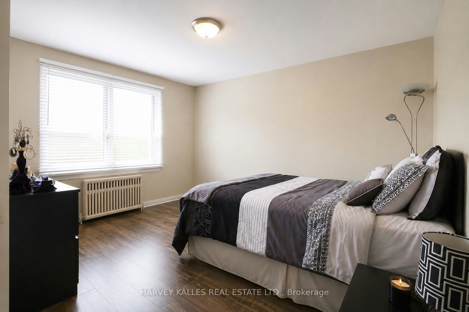 4-88 Trethewey Drive, Toronto, ON, M6M 4B4 - 15