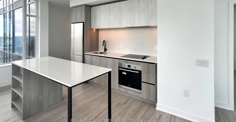 809-2495 Eglinton Avenue W, Mississauga, ON, L5M 2V8 - 3