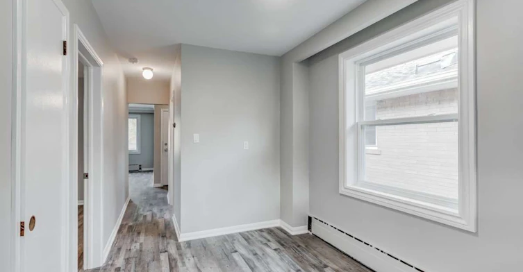 3-31 Elma Street, Toronto, ON, M8V 1X9 - 4