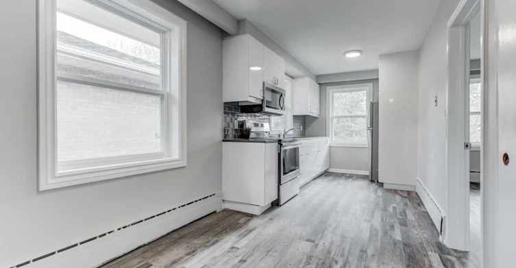3-31 Elma Street, Toronto, ON, M8V 1X9 - 3