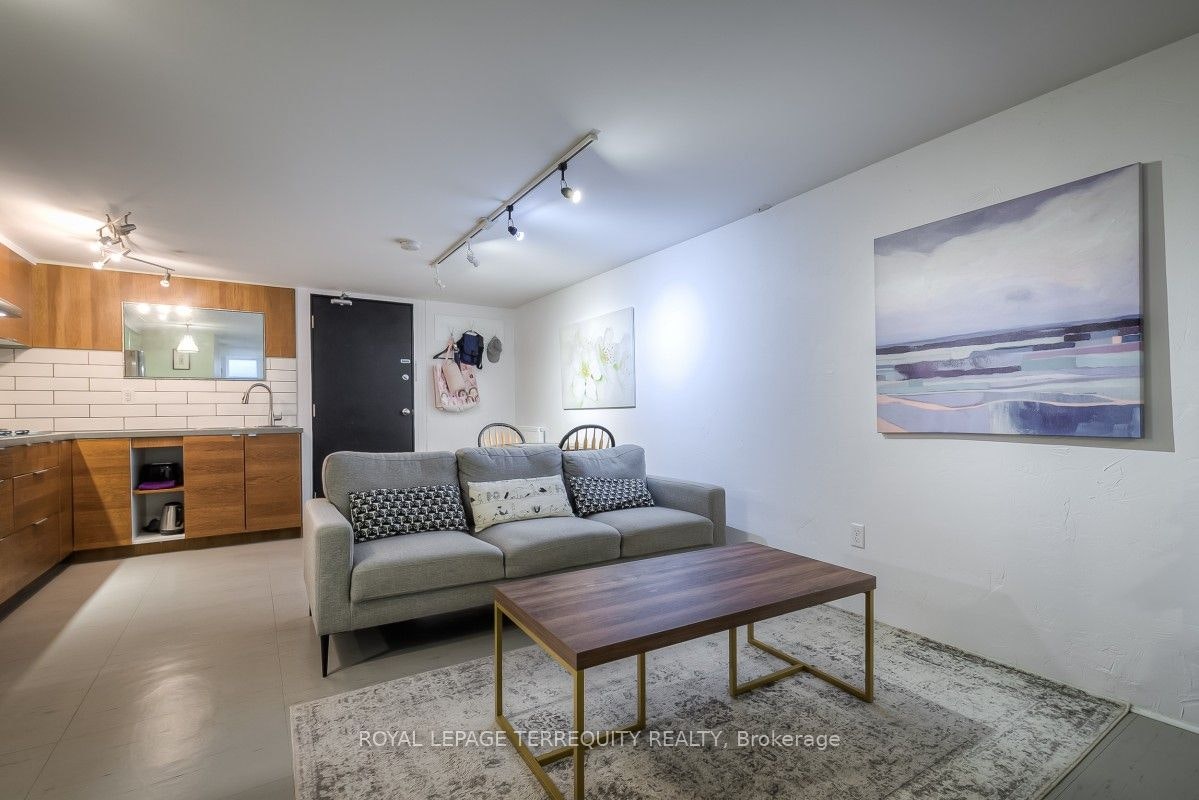 BSMT-26A Scarlett Road, Toronto, ON, M6N 4K1 - 6