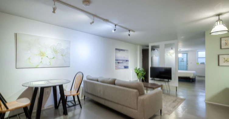 BSMT-26A Scarlett Road, Toronto, ON, M6N 4K1 - 3
