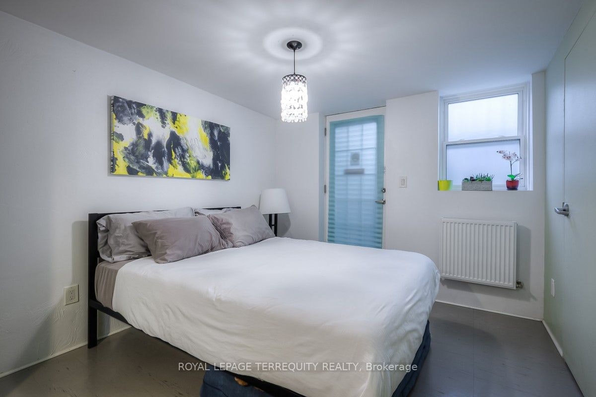 BSMT-26A Scarlett Road, Toronto, ON, M6N 4K1 - 13