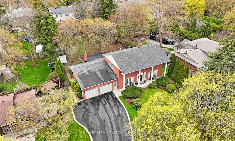 415 Highside Drive