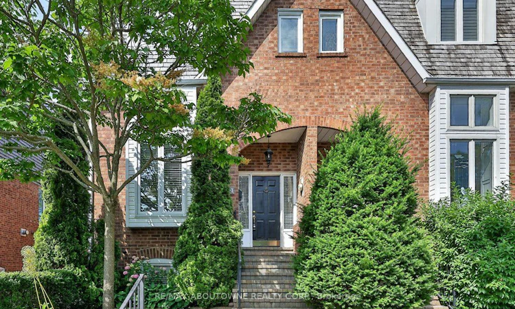 86 Forsythe Street