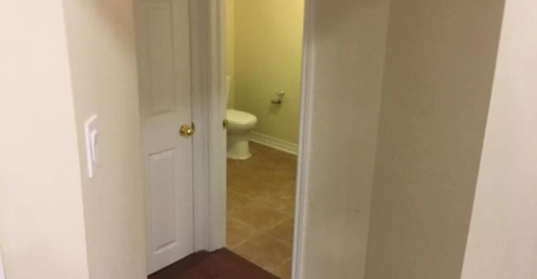Basemnt-5813 Raftsman Cove Street, Mississauga, ON, L5M 6N9