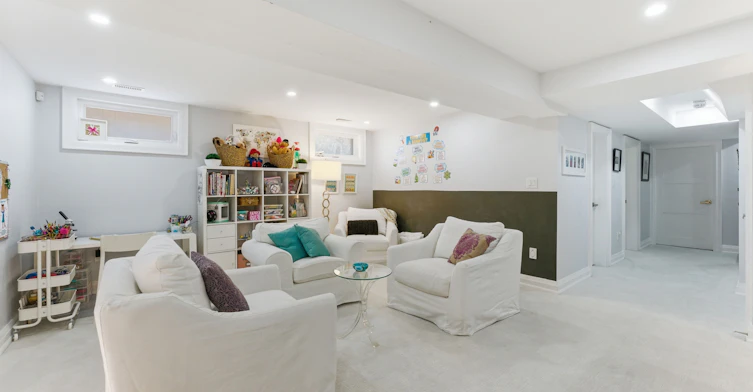 130 Edgecroft Road, Toronto, ON, M8Z 2C3 - 39