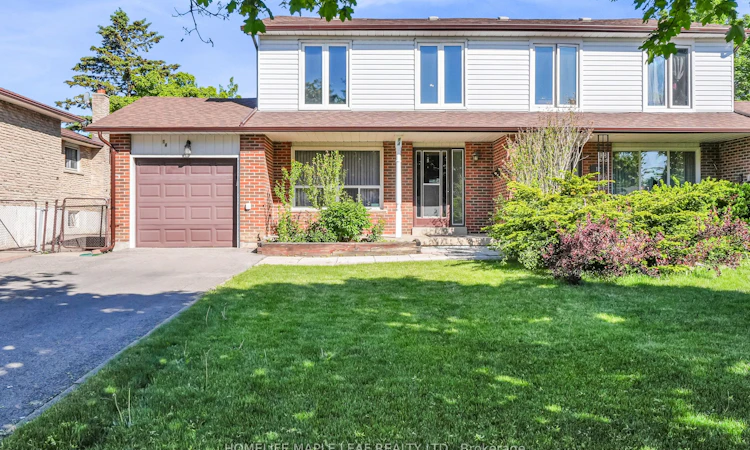 14 Manitou Crescent