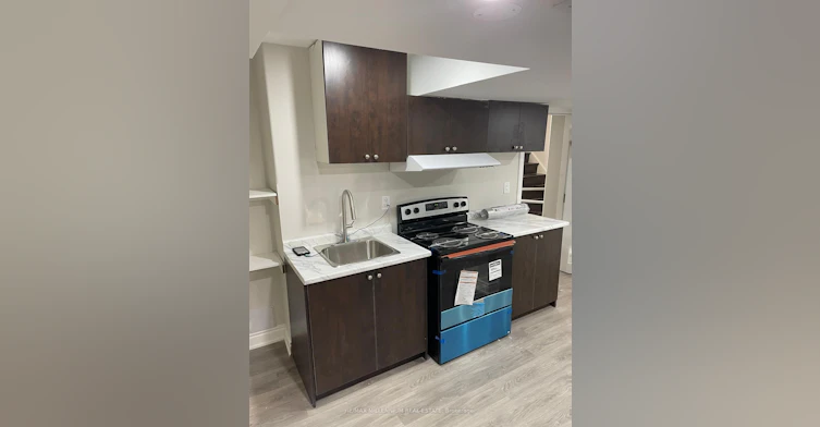 Basement-33 Nomad Crescent, Brampton, ON, L6Y 5N5 - 2