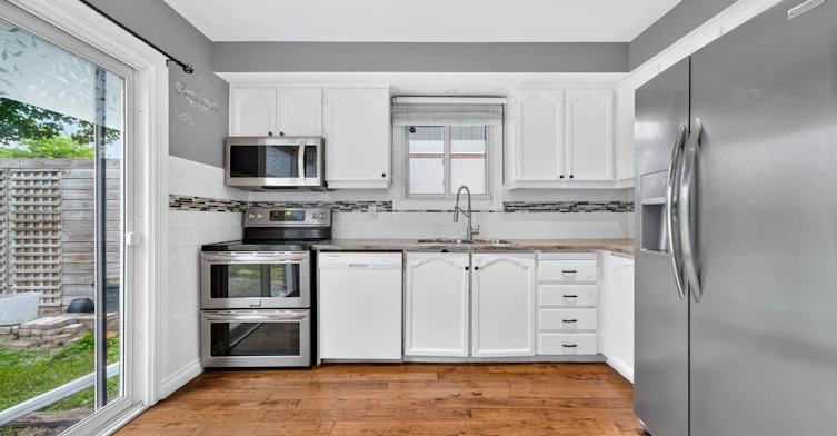 154 Fanshawe Drive, Brampton, ON, L6Z 1B1 - 12