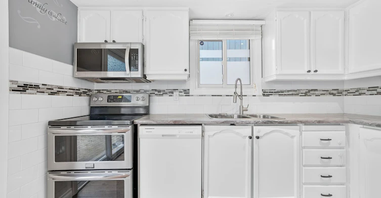 154 Fanshawe Drive, Brampton, ON, L6Z 1B1 - 13