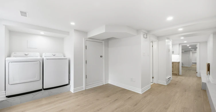 Basement-54 Gwynne Avenue, Toronto, ON, M6K 2C4 - 5