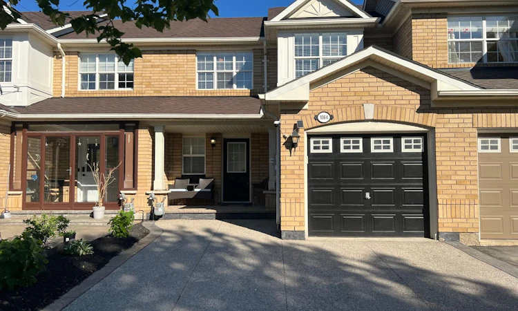 1064 Barclay Circle