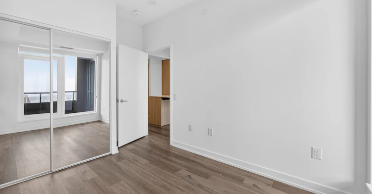 315-395 Square One Drive, Mississauga, ON, L5B 0P6 - 13