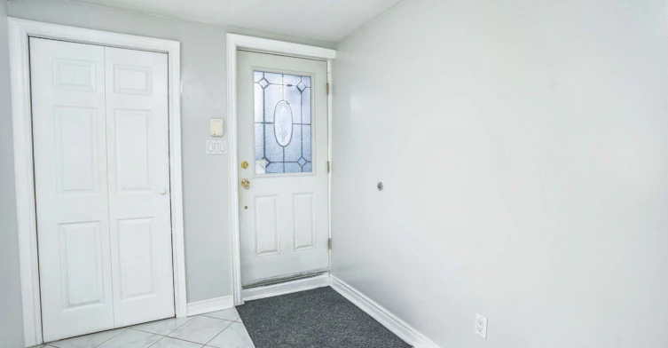 Basement-641 Caledonia Road, Toronto, ON, M6E 4V7 - 9