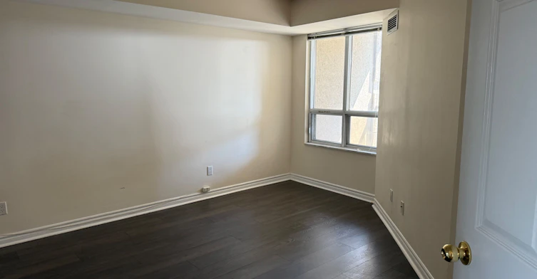 601-35 Kingsbridge Garden Circle, Mississauga, ON, L5R 3Z5 - 16
