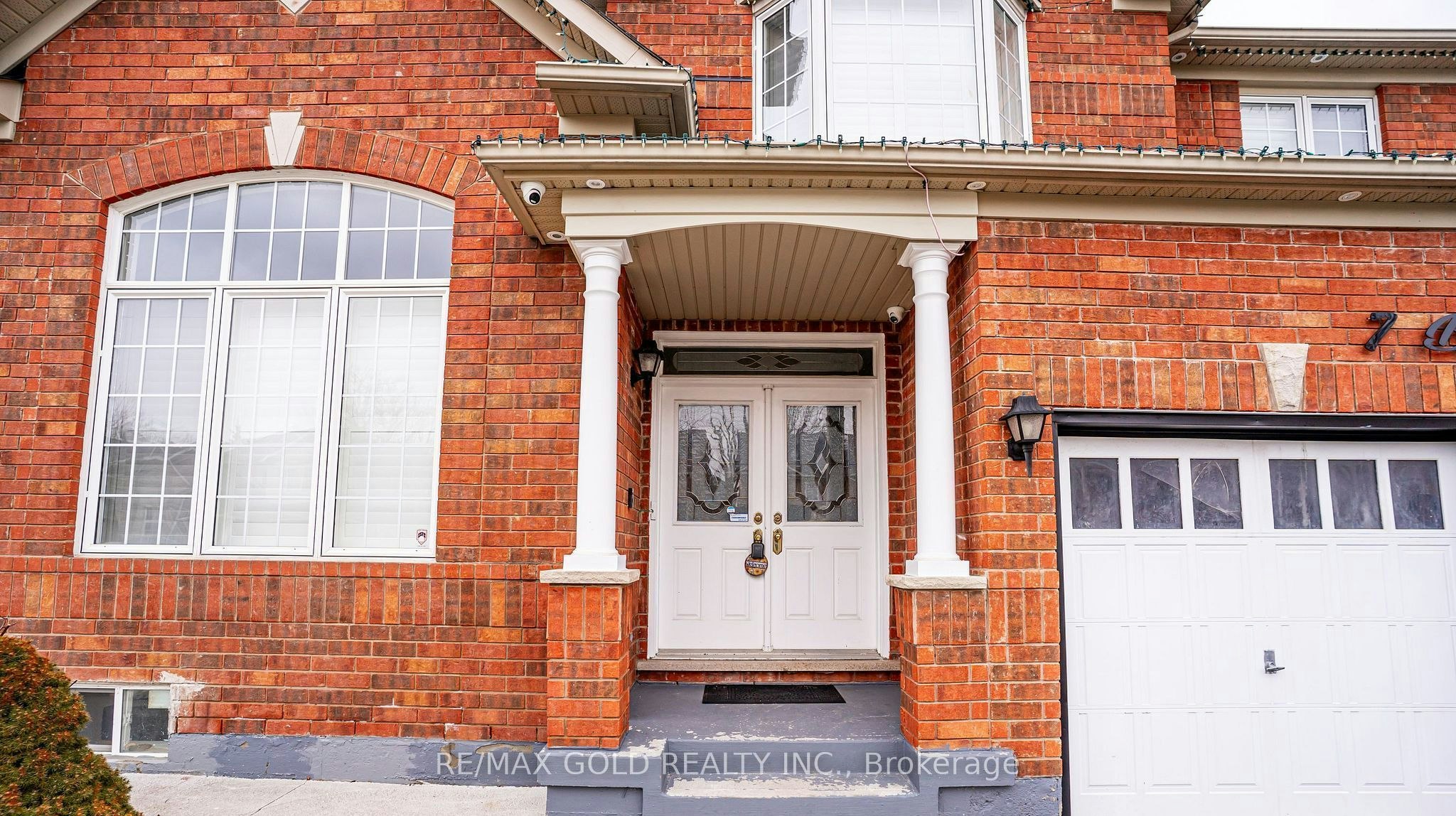 7 Bettey Road, Brampton, ON, L6P 1S9