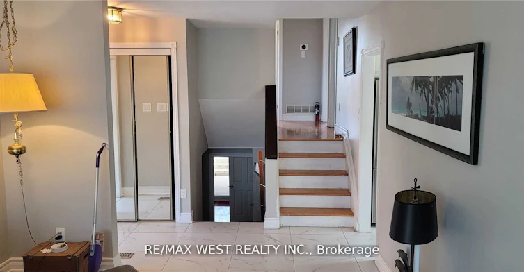 Upper-51 Monterrey Drive, Toronto, ON, M9V 1S9 - 8