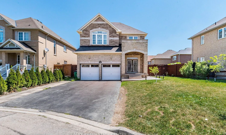 22 Red Ash Court