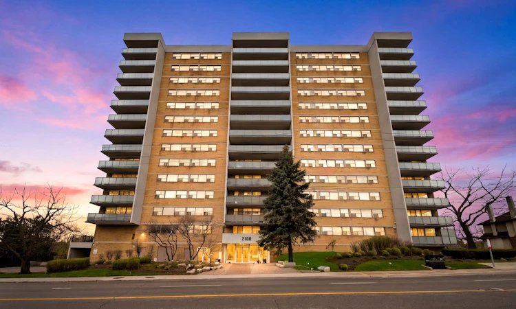 1401-2130 Weston Road
